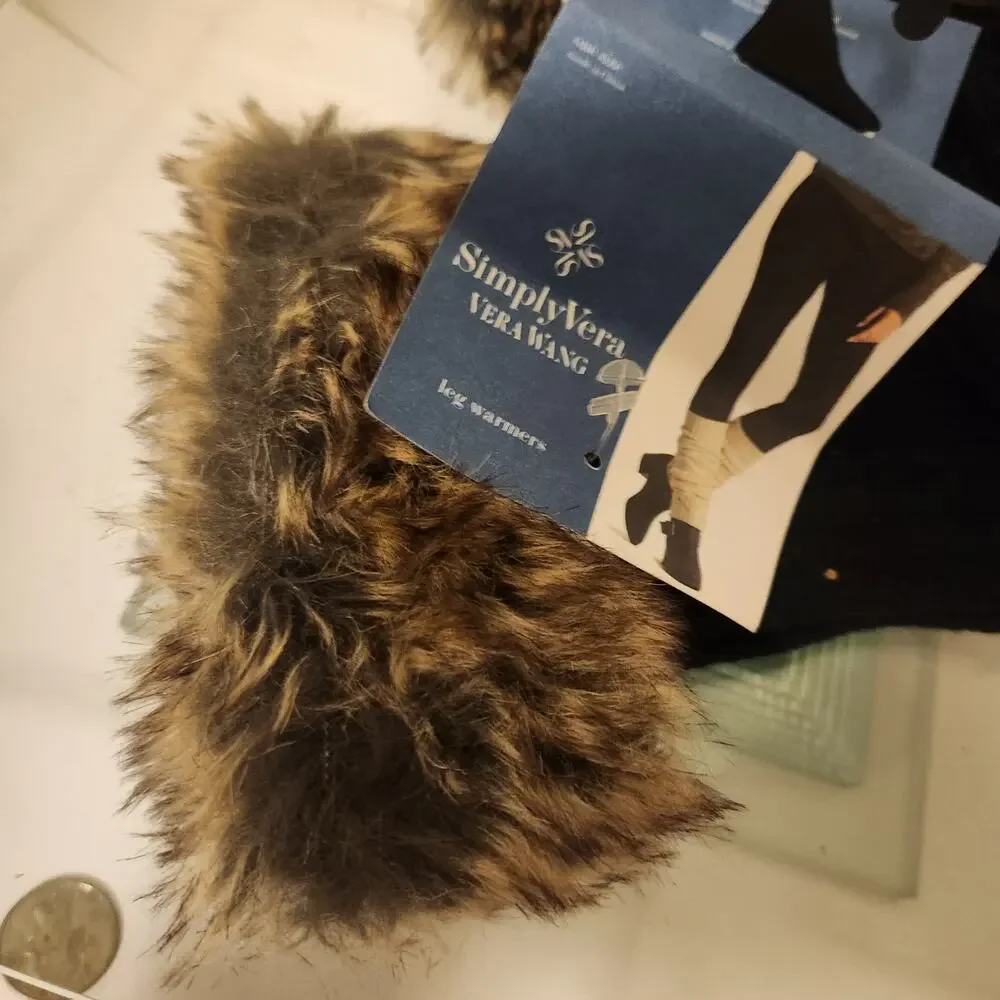 NIP Simply Vera Vera Wang Fur trimmed Leg Warmers